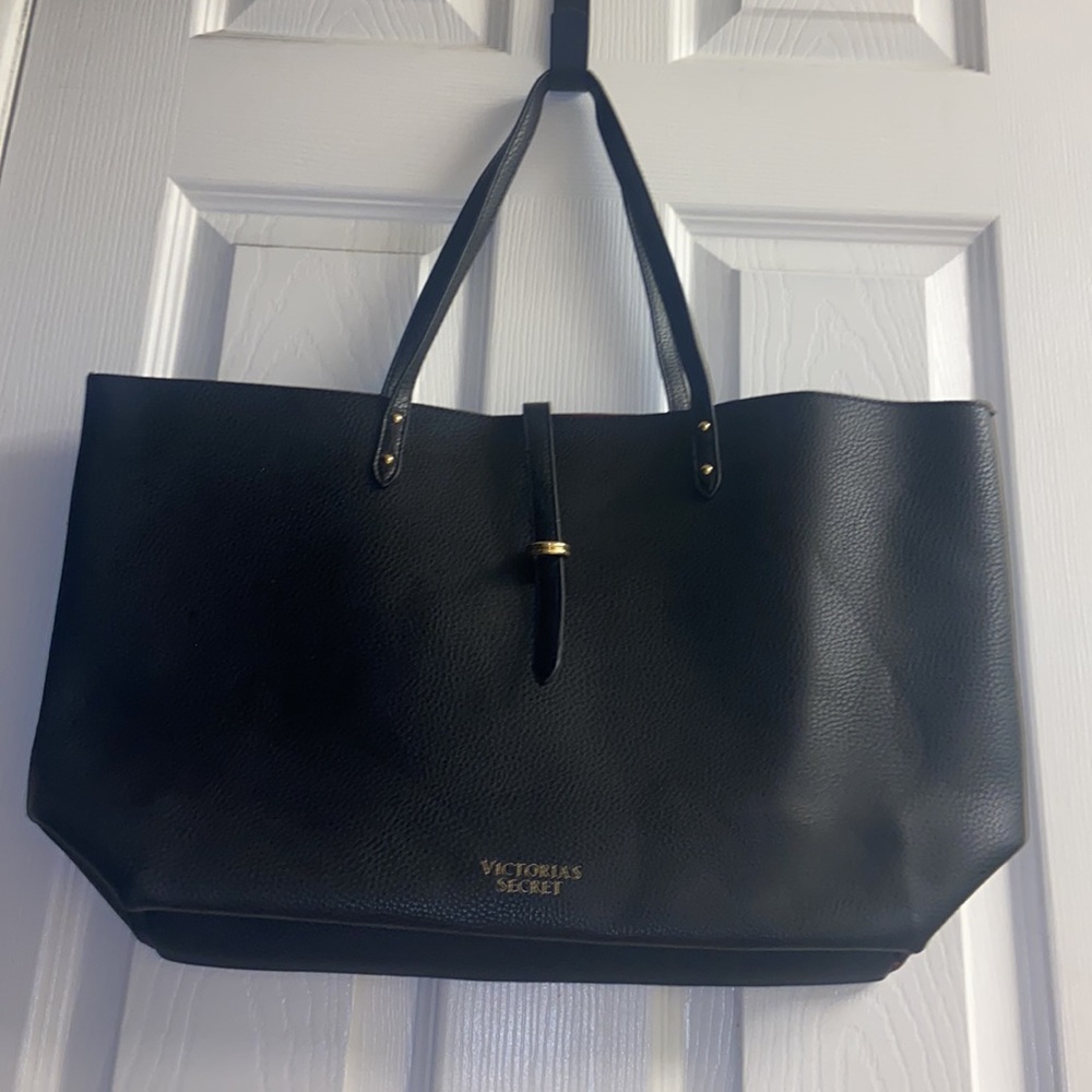 Victoria’s Secret valentines tote